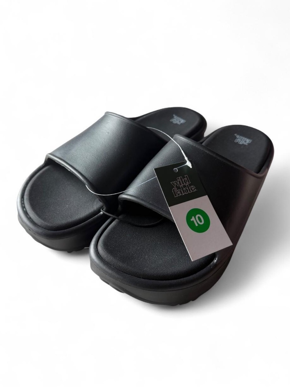 Wild Fable Women’s Black Slides Sandals